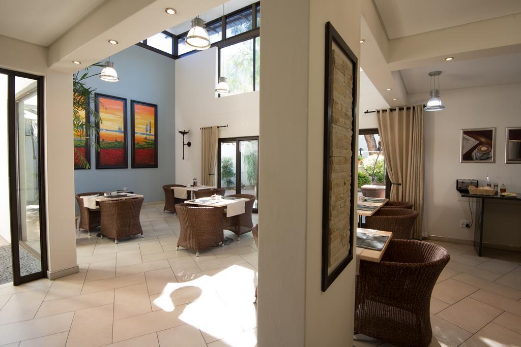 Montebello Guesthouse Windhoek Exterior foto